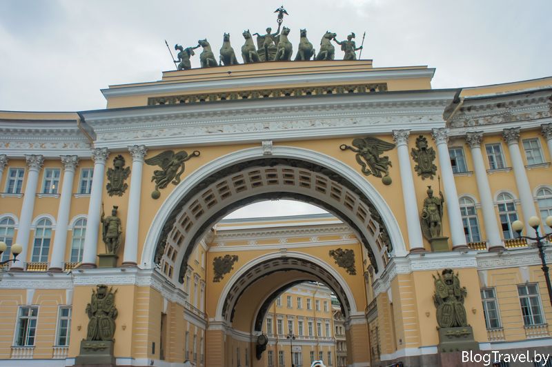 Арка Главного штаба в Санкт-Петербурге Что посмотреть и куда сходить в Санкт-Петербурге