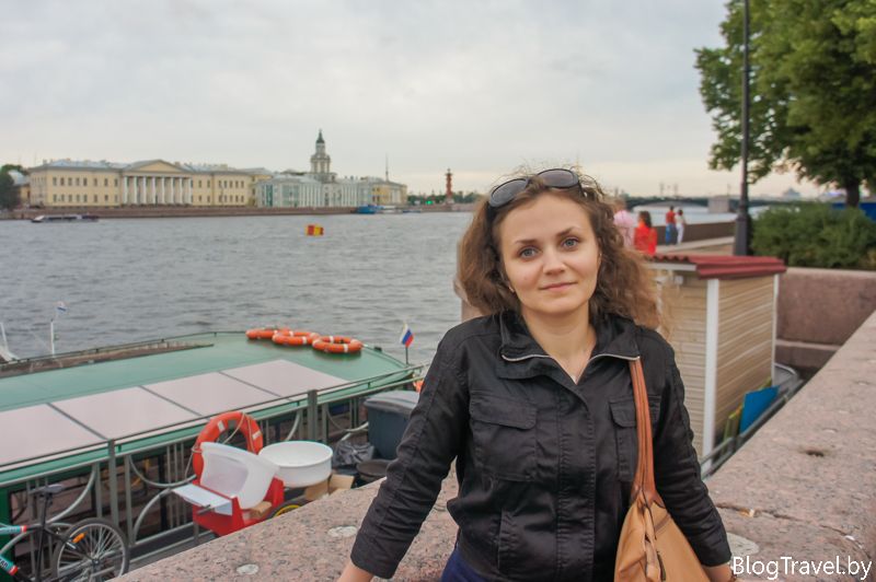 На Адмиралтейской набережной Что посмотреть и куда сходить в Санкт-Петербурге