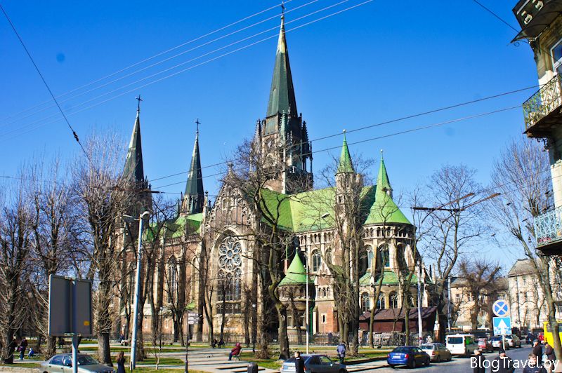 костелы Львова