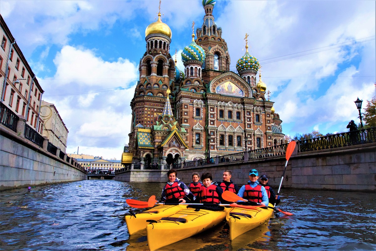 Экскурсии по каналам Санкт-Петербурга